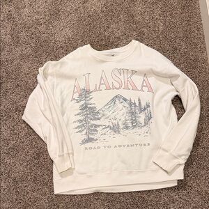 Hollister Cream Alaska Graphic Sweatshirt